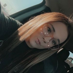 Meet your Posher, Lexi